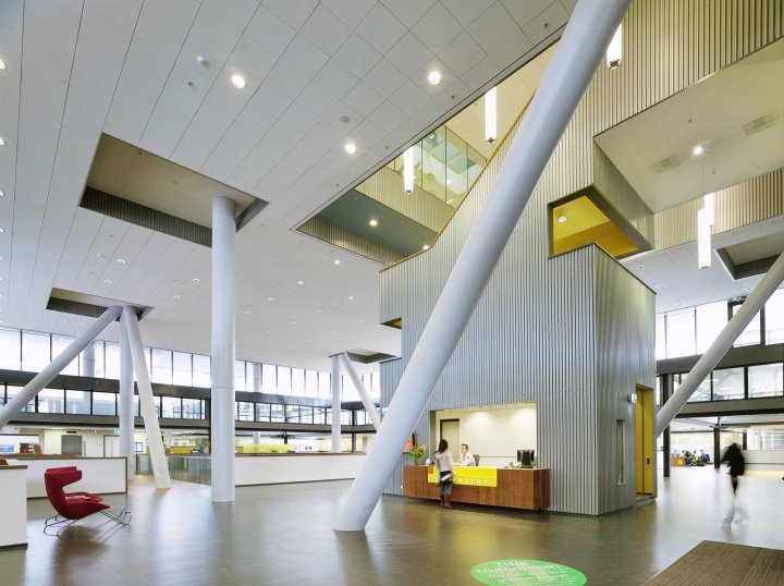 Metaforum 12 - Bart van Overbeeke